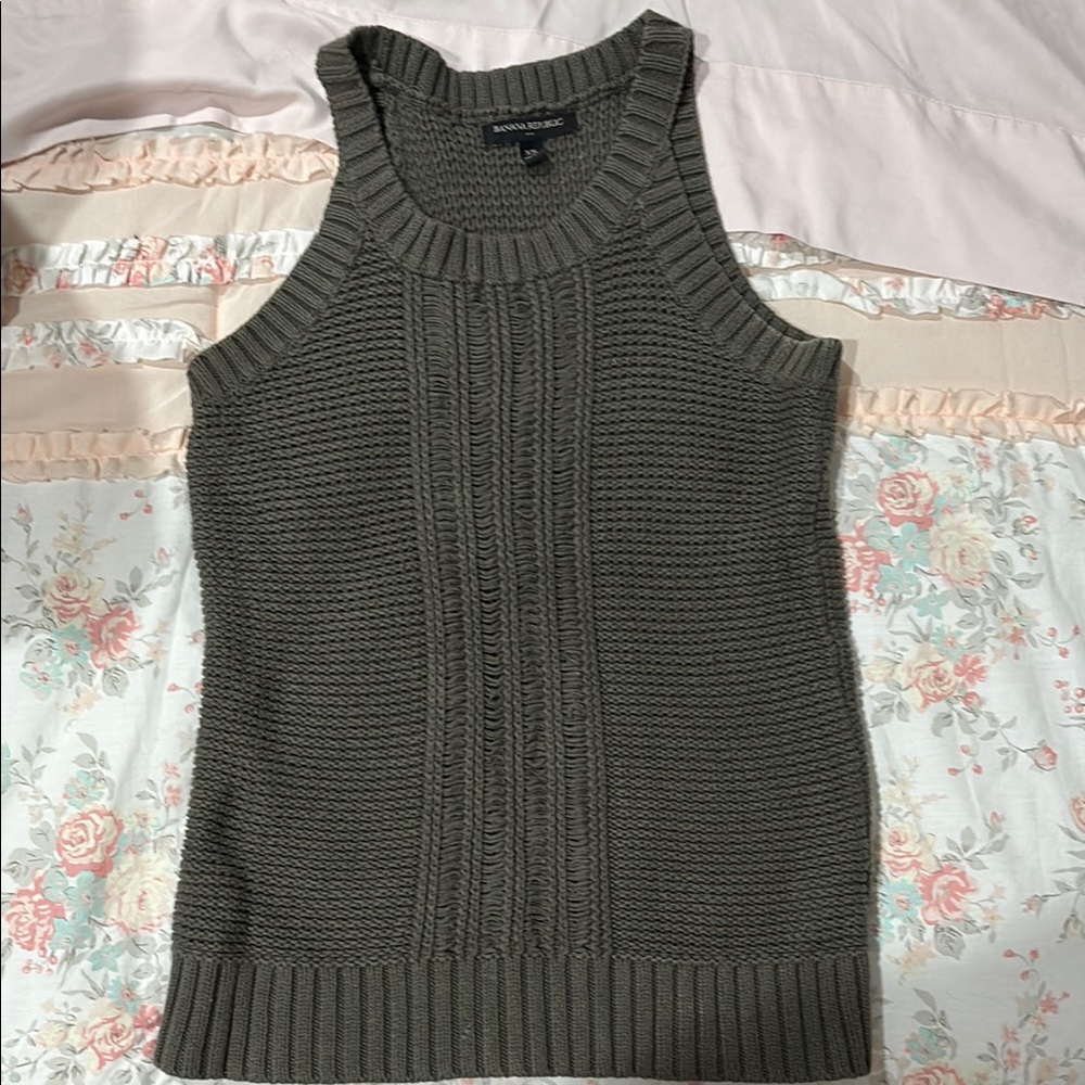 Banana Republic Women's Olive Sweater